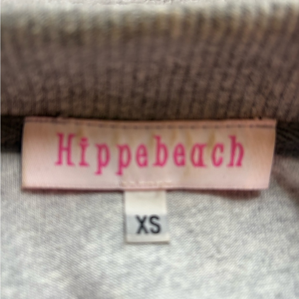 Chic Feathered Hem Gray Sweater - image 4